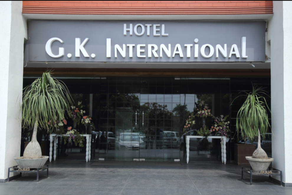 top 4 hotels in chandigarh